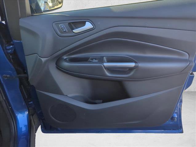 Used 2017 Ford Escape SE w/ SE Cold Weather Package AWD/4WD image 28