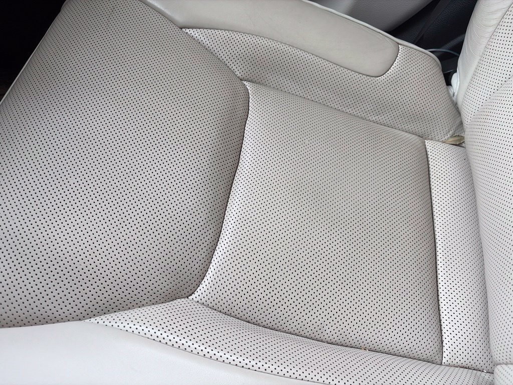 Used 2021 Chrysler 300 Touring L RWD image 8