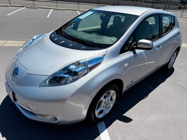Used 2012 Nissan Leaf SL FWD image 23