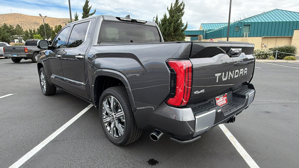 Used 2023 Toyota Tundra Capstone AWD/4WD image 5