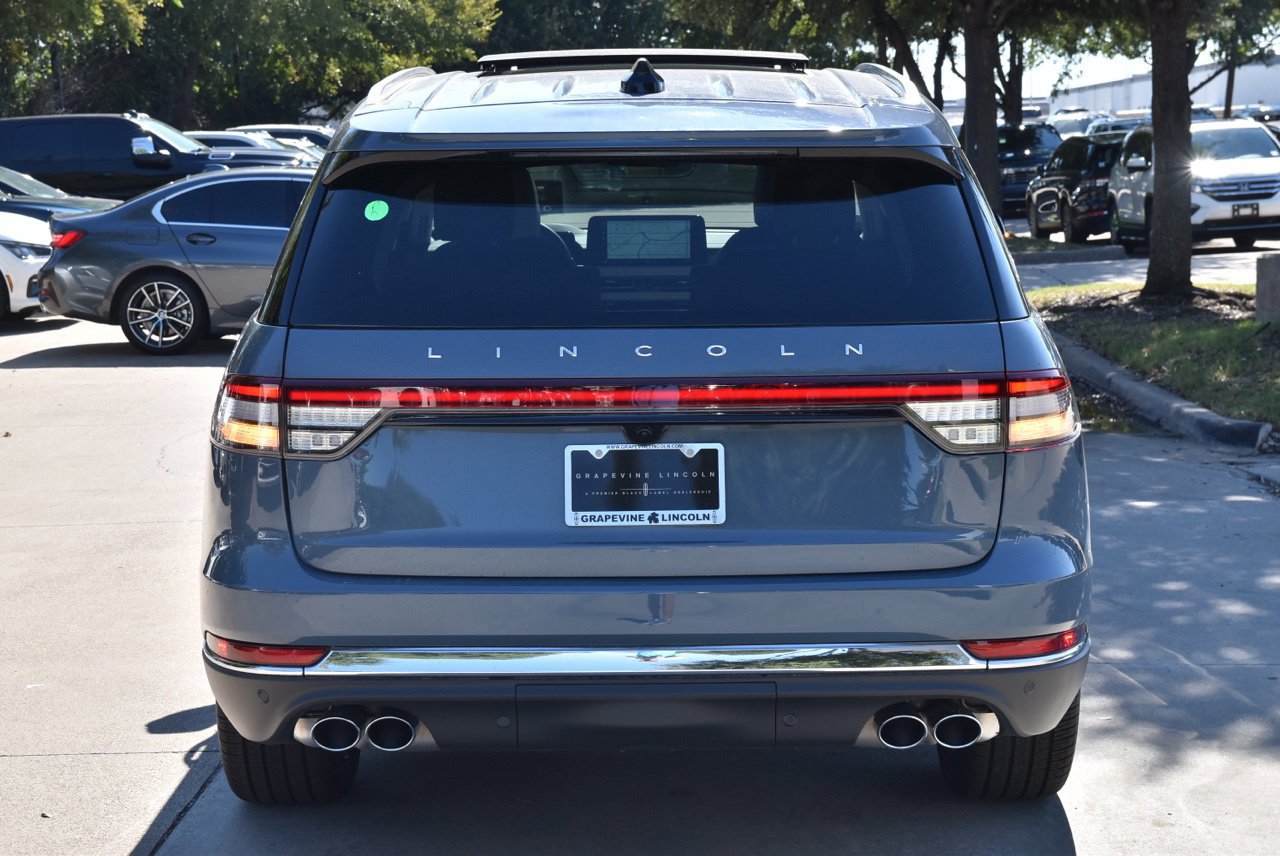 New 2026 Lincoln Aviator Reserve AWD/4WD image 8