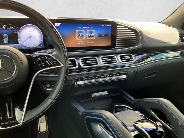 Used 2024 Mercedes-Benz Maybach GLS 600 4MATIC image 8