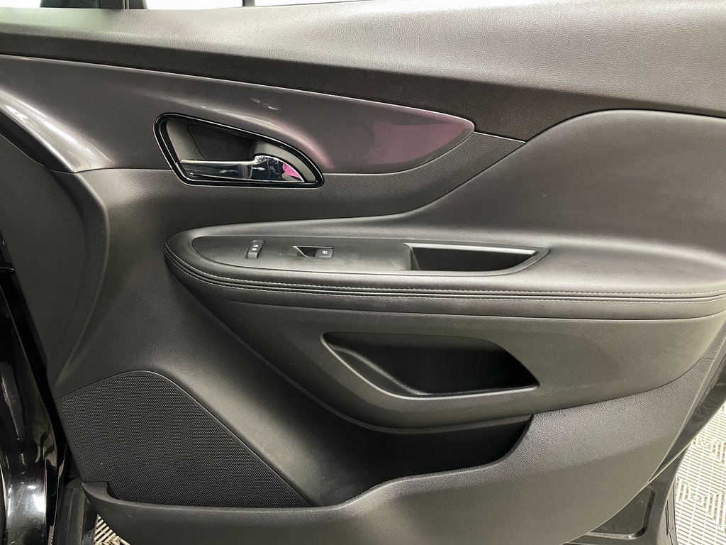 Certified 2022 Buick Encore Preferred w/ Safety Package image 37