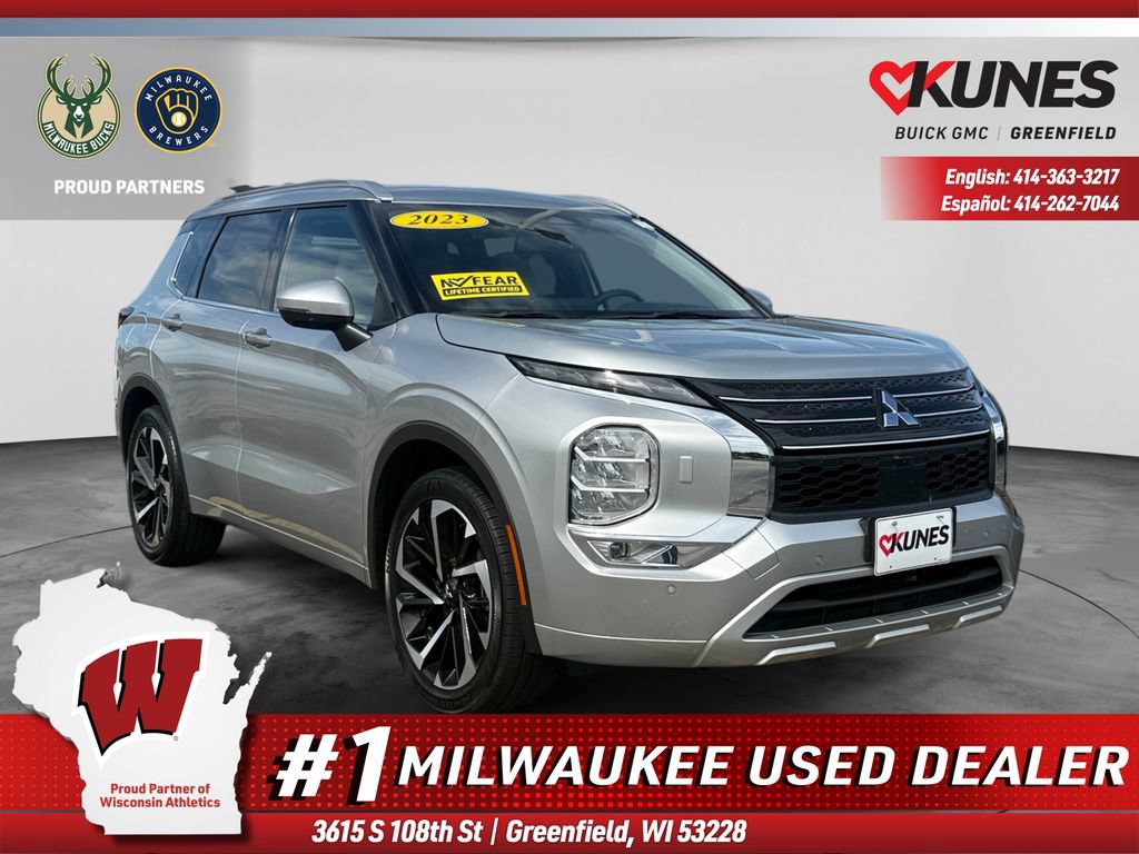 Used 2023 Mitsubishi Outlander SEL AWD/4WD image 1