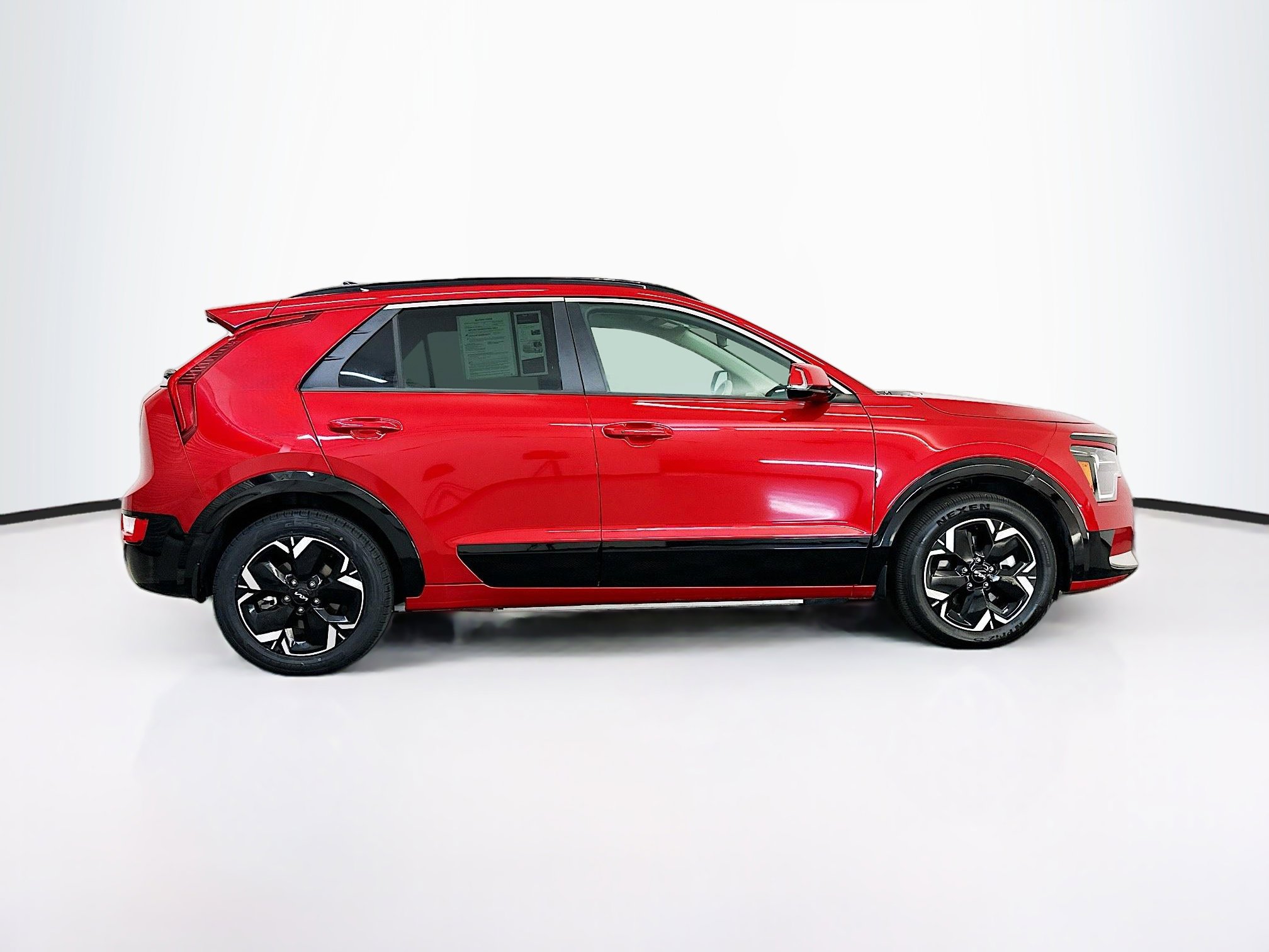 Used 2023 Kia Niro Wind FWD image 10