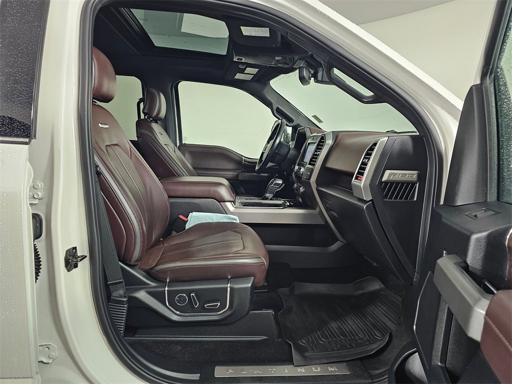 Used 2017 Ford F150 Platinum w/ Max Trailer Tow Package image 12