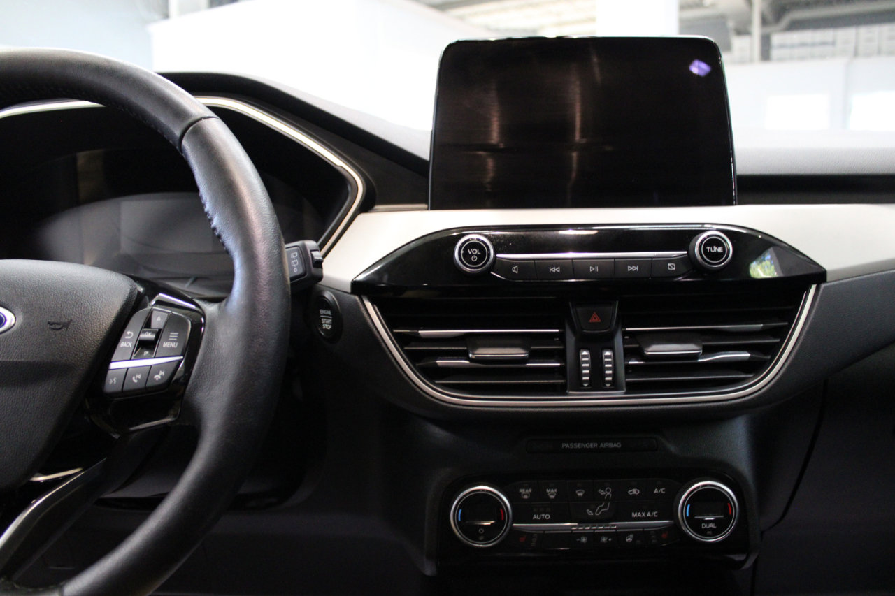 Used 2021 Ford Escape SEL image 15