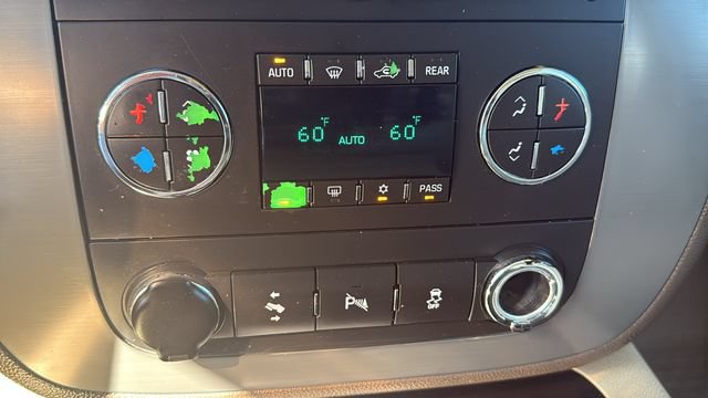 Used 2012 GMC Yukon XL SLT RWD image 21