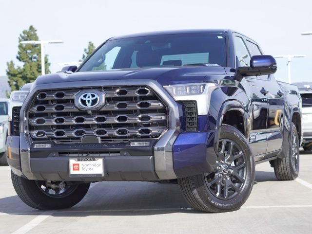Used 2023 Toyota Tundra Platinum w/ Advanced Package image 3