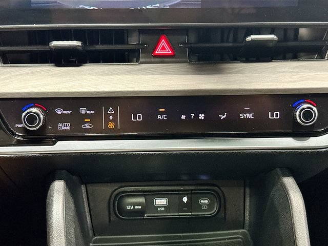 Used 2024 Kia Sportage X-Line w/ X-Line Premium Package AWD/4WD image 16