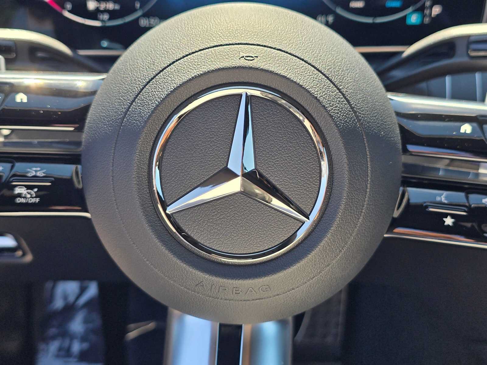 New 2027 Mercedes-Benz CLE 300 4MATIC Cabriolet image 19
