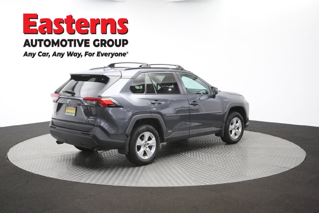Used 2021 Toyota RAV4 LE w/ Carpet Mat Package (TMS) AWD/4WD image 43
