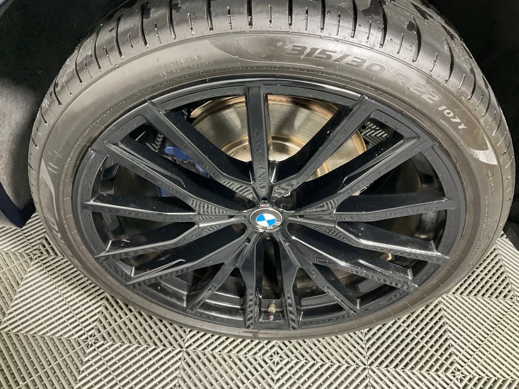 Used 2025 BMW X5 xDrive40i w/ Executive Package image 8