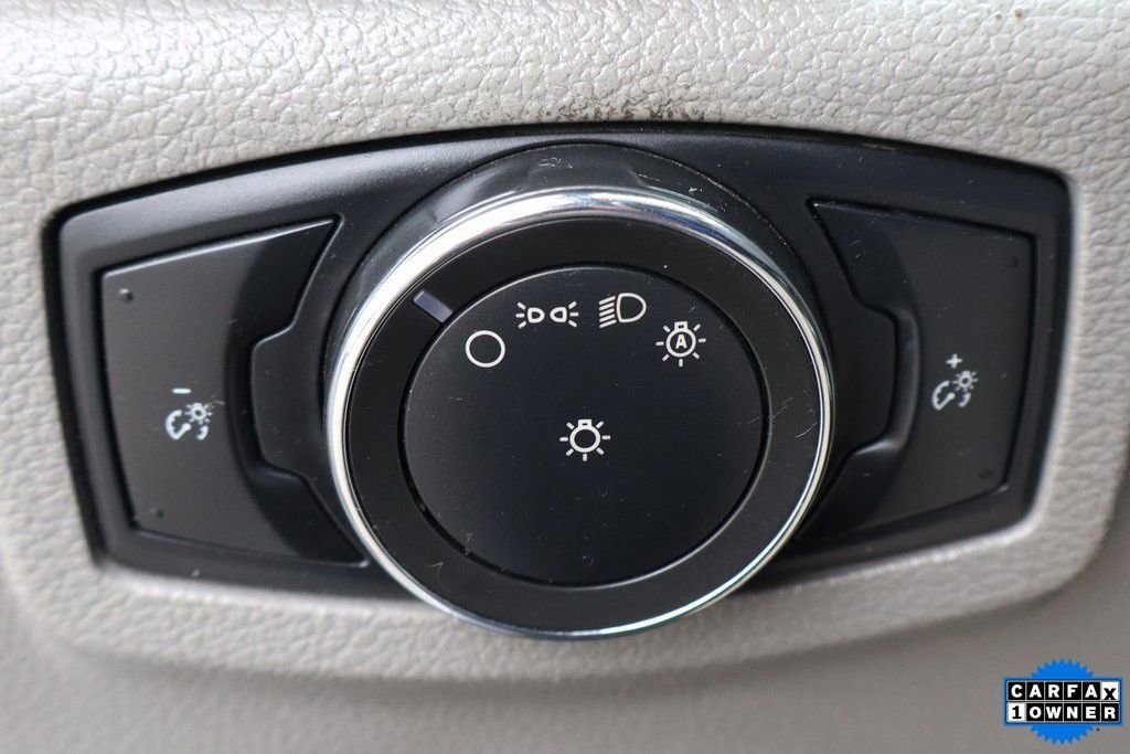 Used 2017 Ford F550 2WD Crew Cab Super Duty image 19