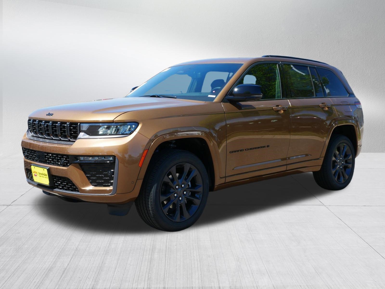 New 2026 Jeep Grand Cherokee Limited AWD/4WD image 3