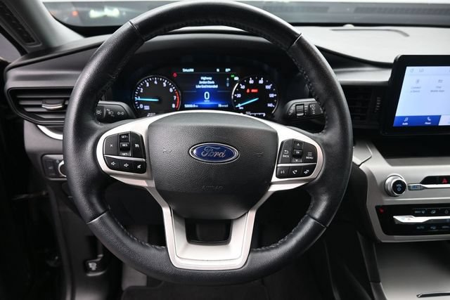 Used 2022 Ford Explorer XLT RWD image 7