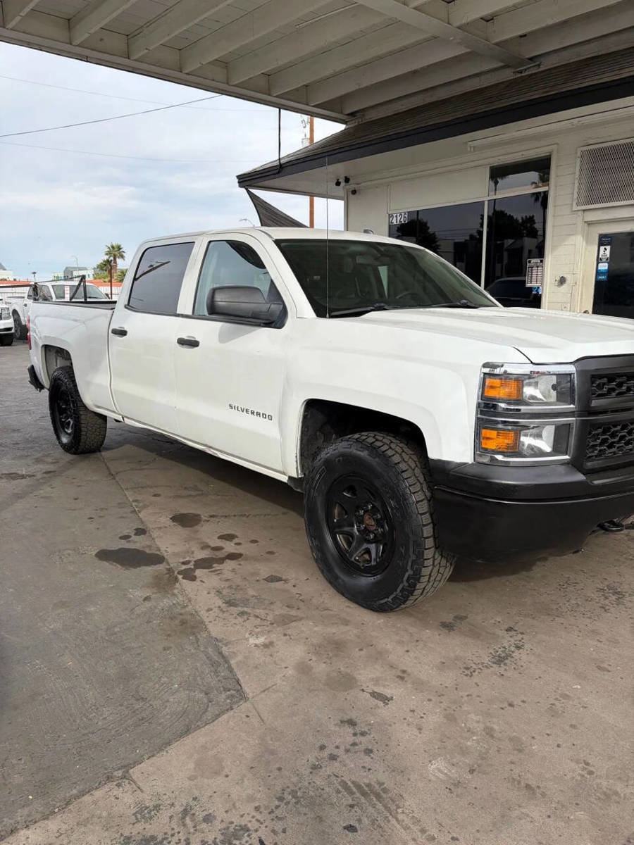 Used 2015 Chevrolet Silverado 1500 W/T w/ Trailering Package image 4