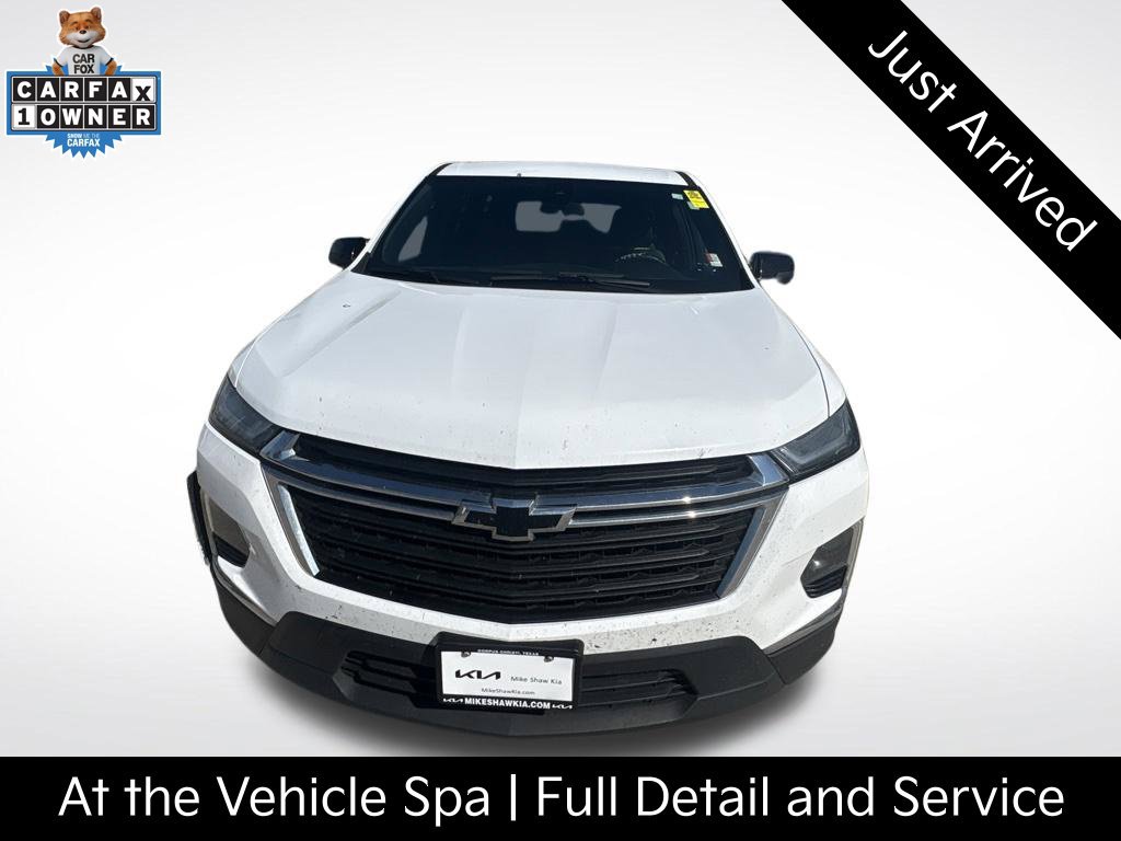 Used 2022 Chevrolet Traverse LS FWD image 3