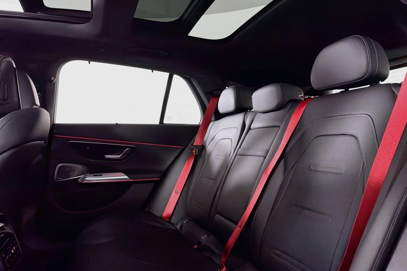 New 2026 Mercedes-Benz E 53 AMG e 4MATIC Wagon image 7