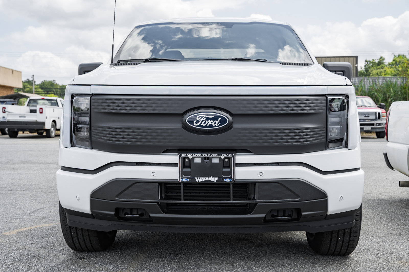 New 2025 Ford F150 Lightning Flash image 2