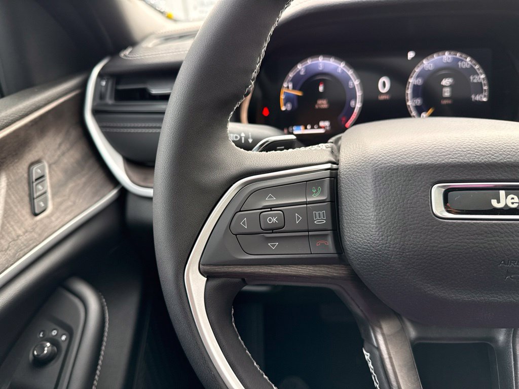 New 2027 Jeep Grand Cherokee L Limited AWD/4WD image 37
