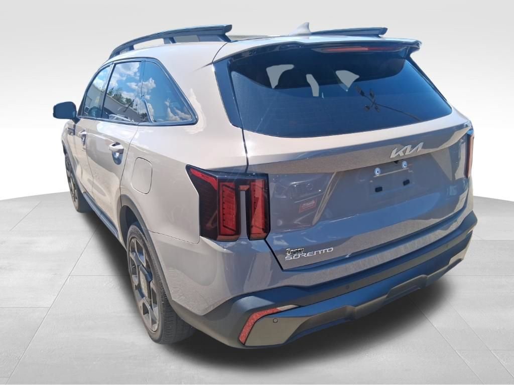 Certified 2024 Kia Sorento X-Line EX AWD/4WD image 9