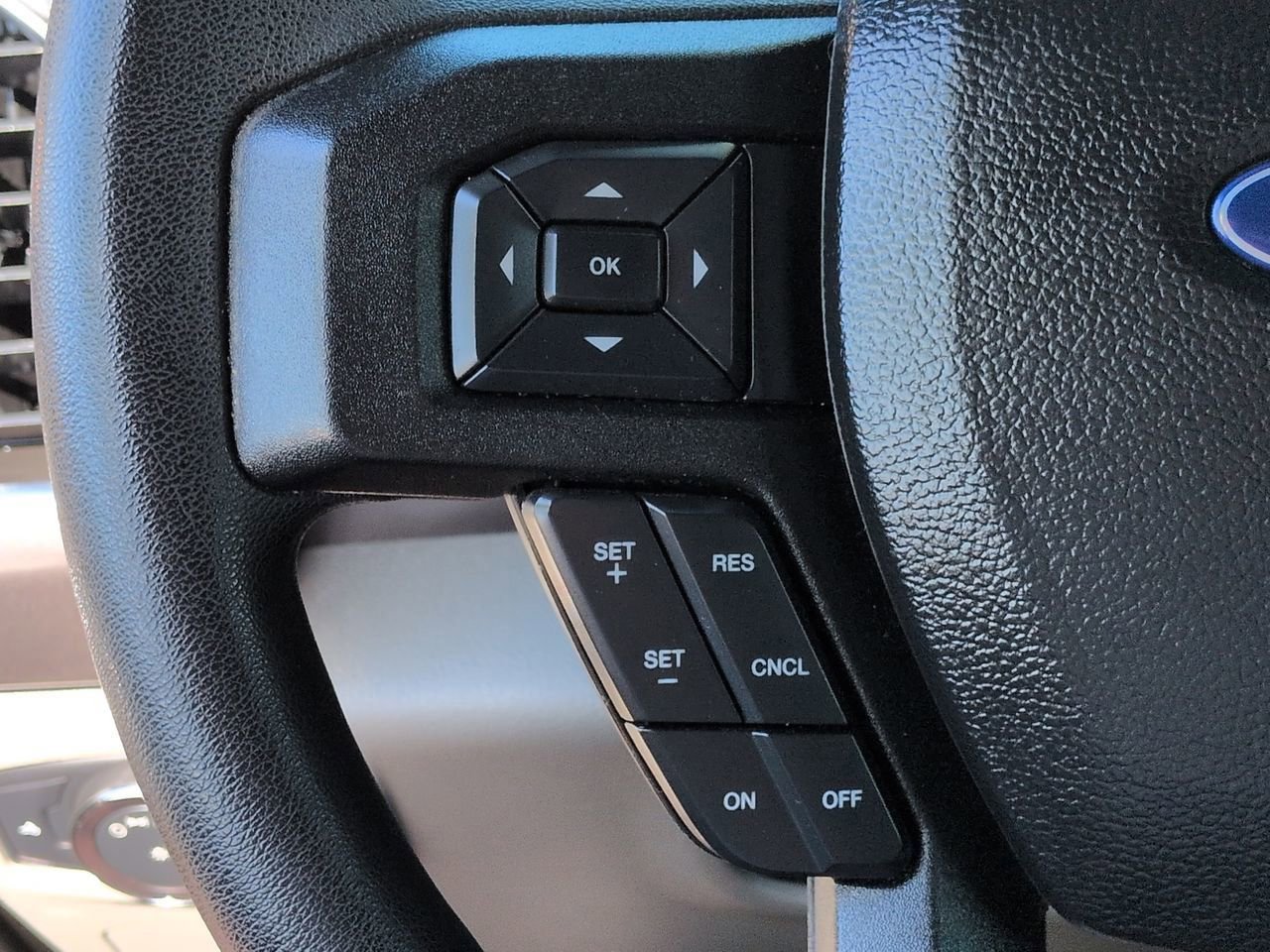 Used 2017 Ford F250 XLT AWD/4WD image 22