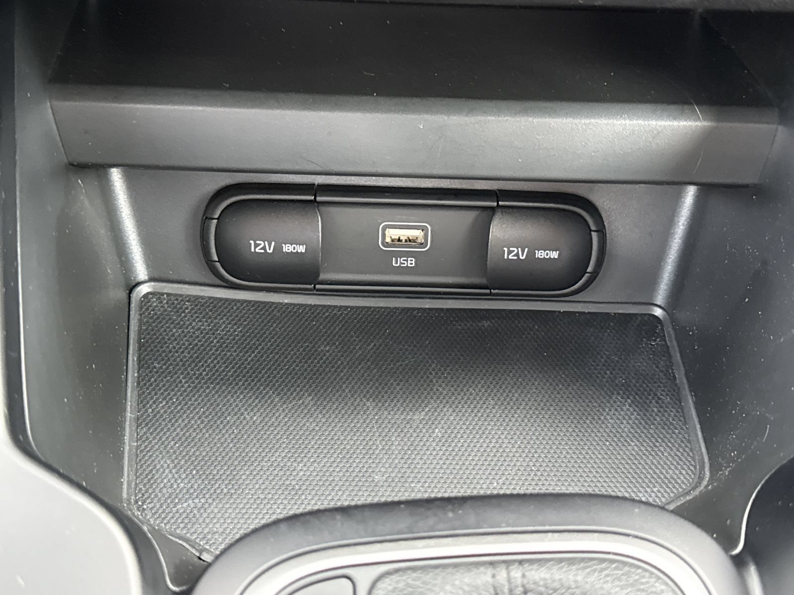 Used 2023 Kia Soul LX w/ LX Technology Package FWD image 23