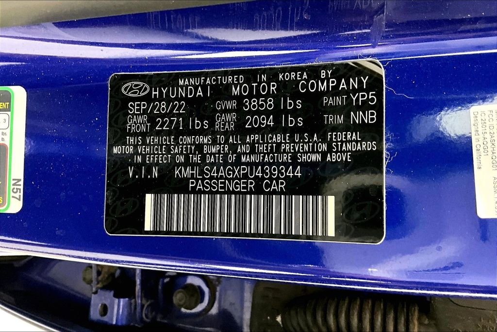 Used 2023 Hyundai Elantra SEL w/ Convenience Package image 39