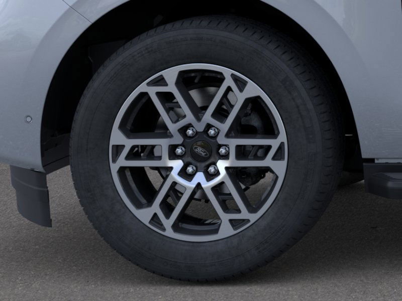 New 2025 Ford Expedition Active image 19