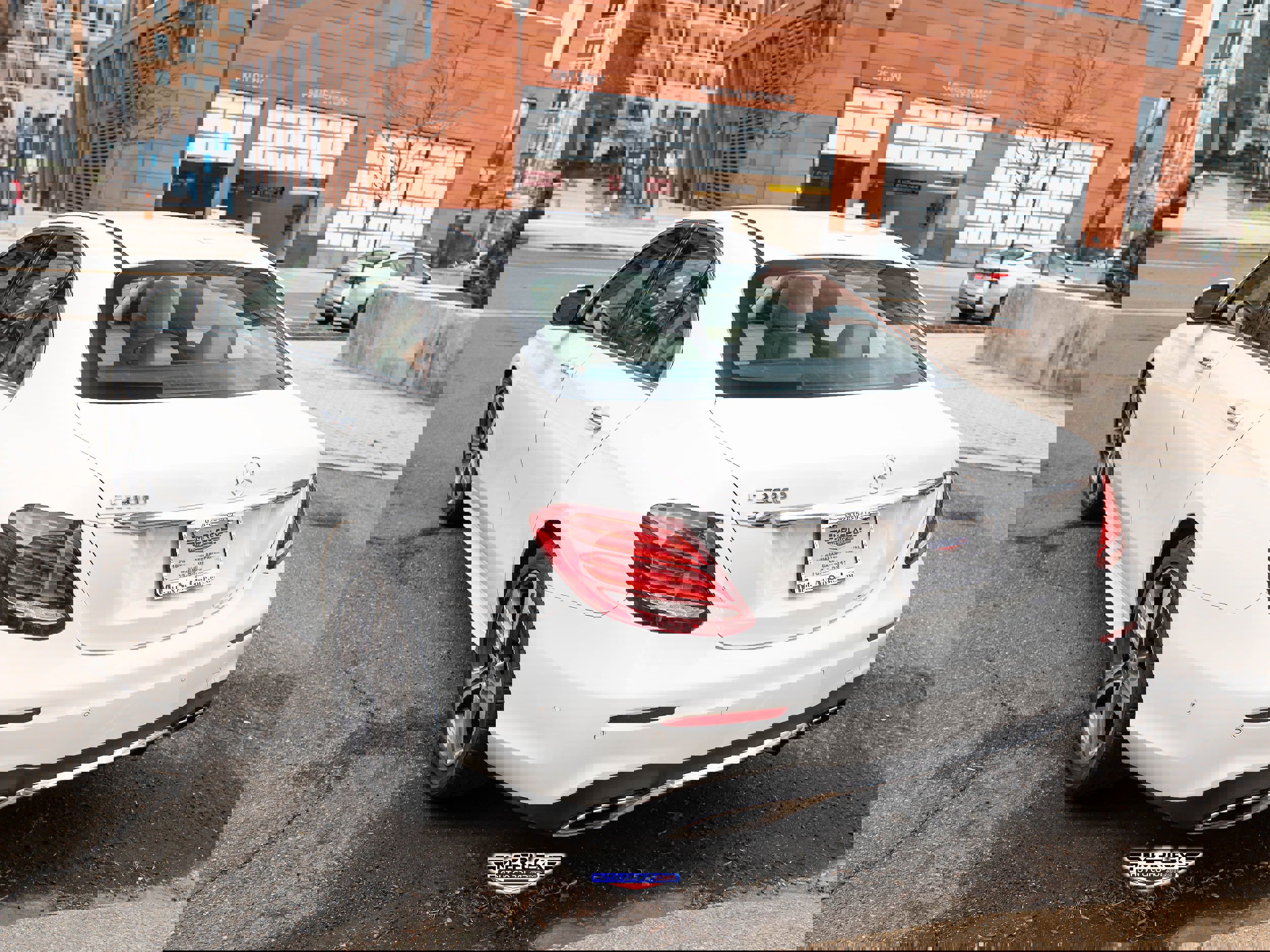 Used 2019 Mercedes-Benz E 300 300 image 5