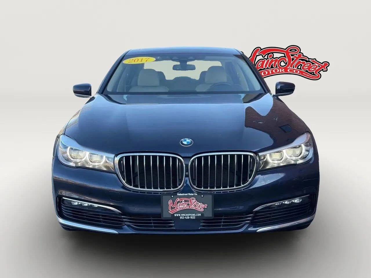 Used 2017 BMW 740i xDrive 740i xDrive AWD 4dr Sedan image 2