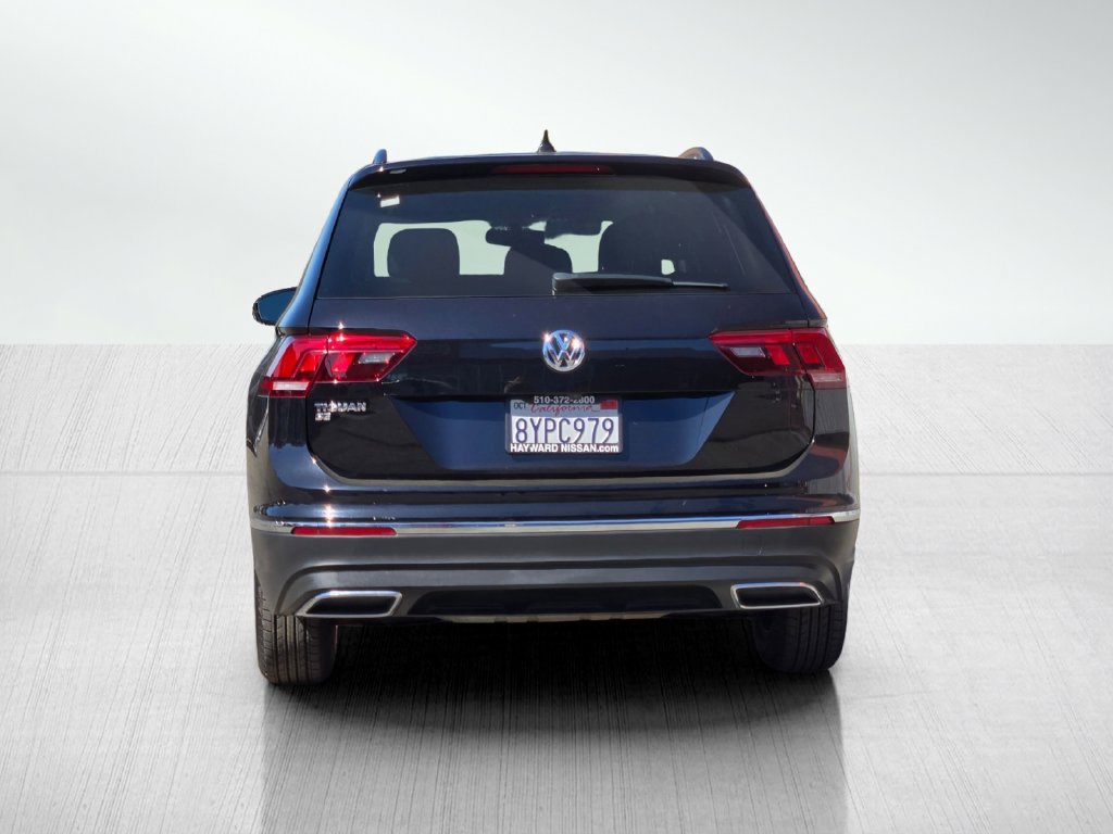 Used 2021 Volkswagen Tiguan SE w/ Panoramic Sunroof Package FWD image 6