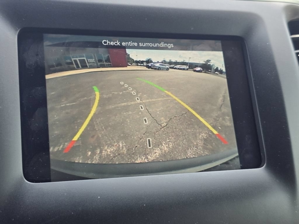 Used 2019 Jeep Cherokee Latitude Plus w/ Comfort/Convenience Group FWD image 5