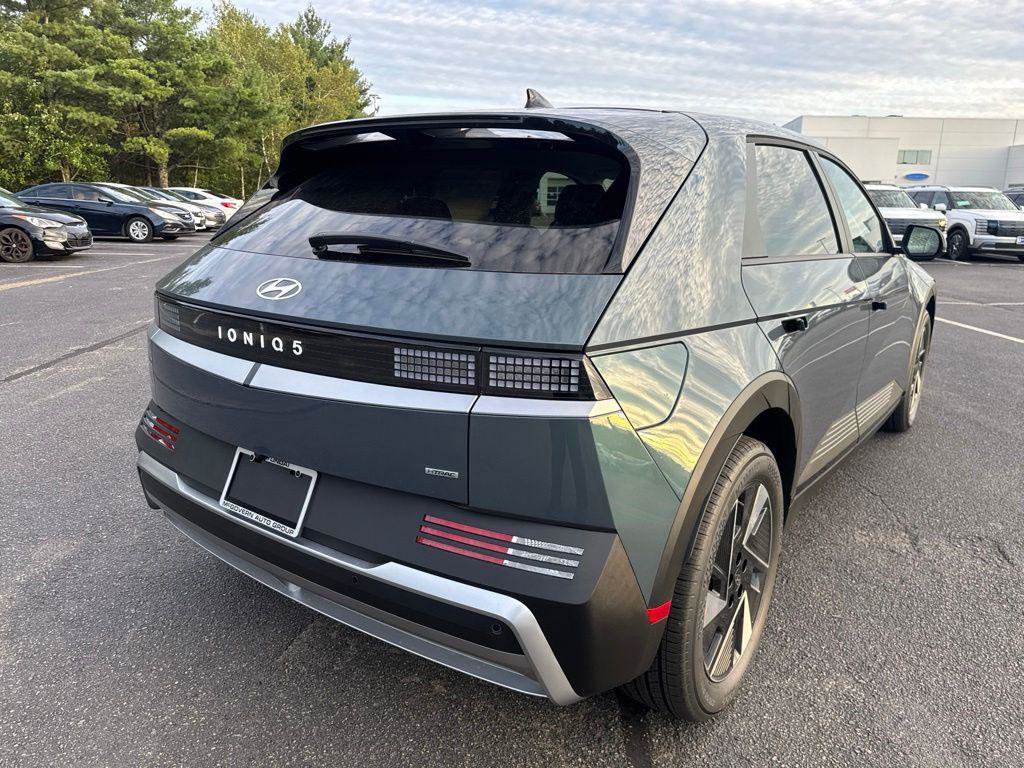 New 2027 Hyundai Ioniq 5 SE AWD/4WD image 5