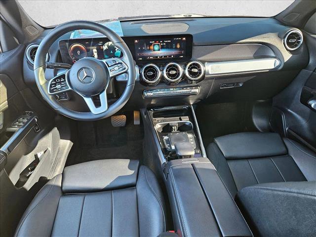Used 2022 Mercedes-Benz GLB 250 image 17