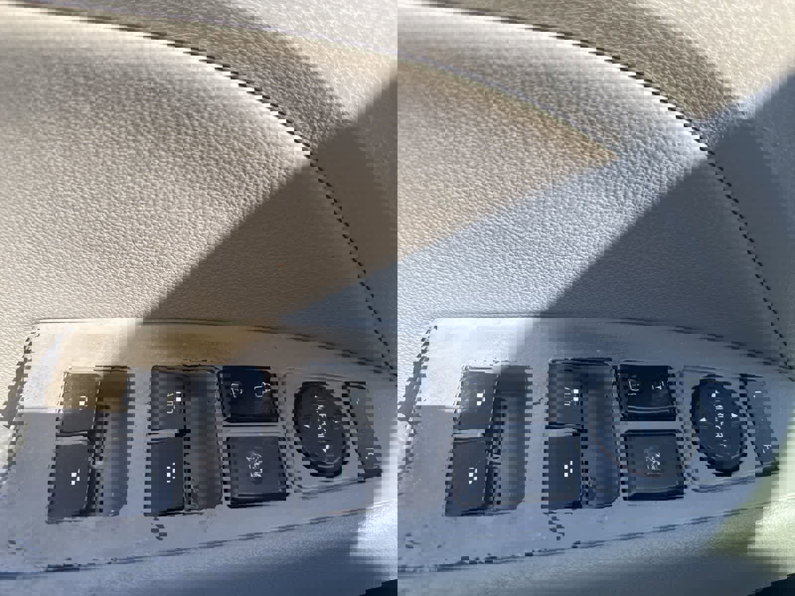 Used 2017 Hyundai Elantra Limited image 16