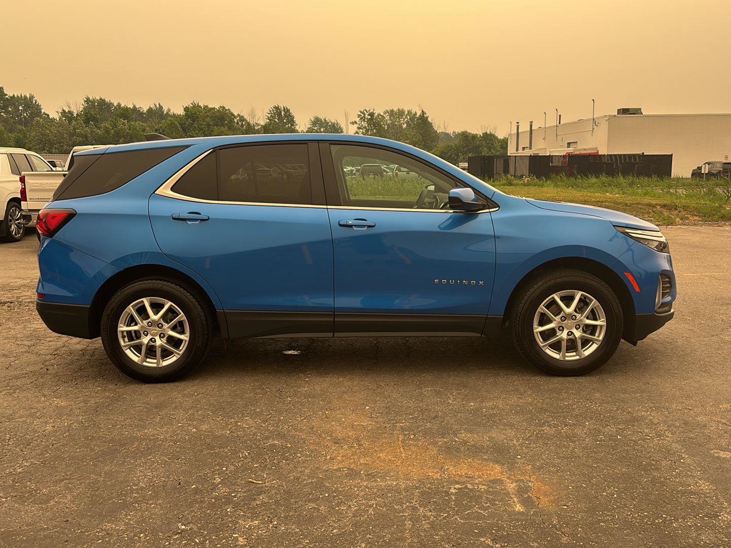 Used 2024 Chevrolet Equinox LT AWD/4WD image 8