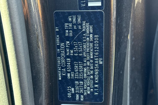 Certified 2026 Kia Carnival LXS FWD image 38