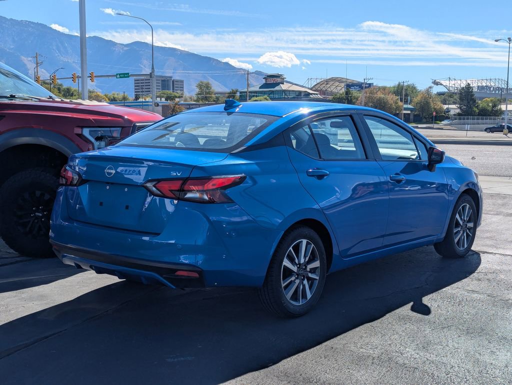 Used 2024 Nissan Versa SV image 4
