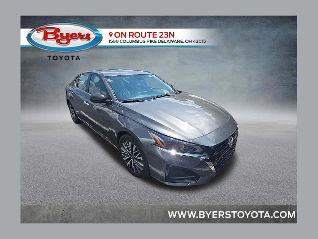 Used 2025 Nissan Altima 2.5 SV
