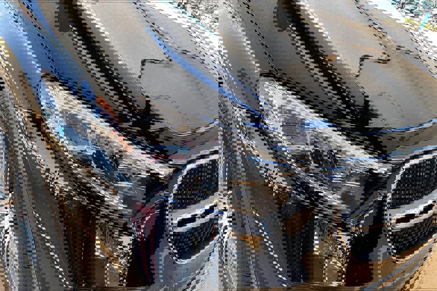 Used 2025 Mercedes-Benz GLC 300 4MATIC image 28