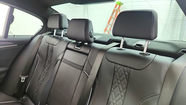 Used 2022 BMW 530e xDrive 530e iPerformance w/ Executive Package image 31