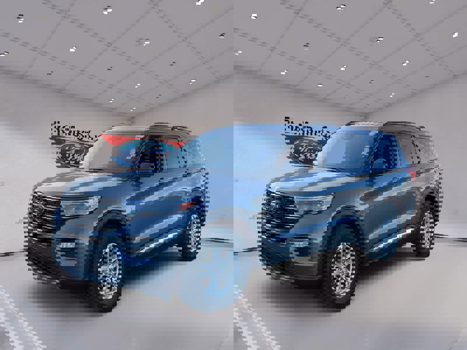 Certified 2023 Ford Explorer XLT w/ Equipment Group 202A