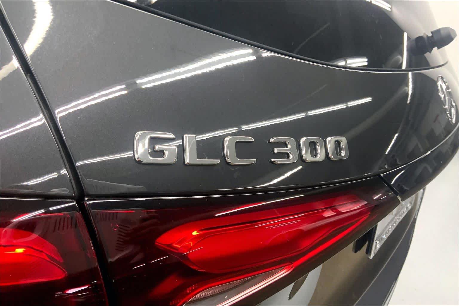 New 2026 Mercedes-Benz GLC 300 image 16