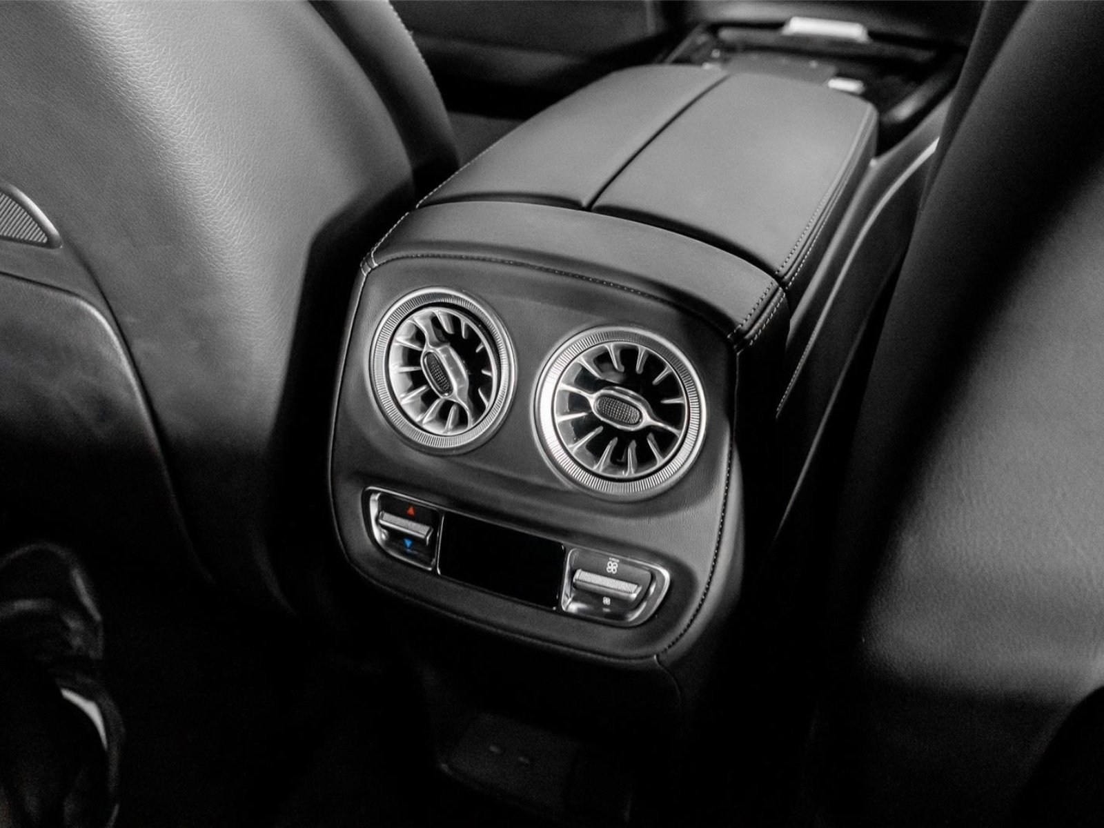 Used 2025 Mercedes-Benz G 63 AMG 4MATIC image 57