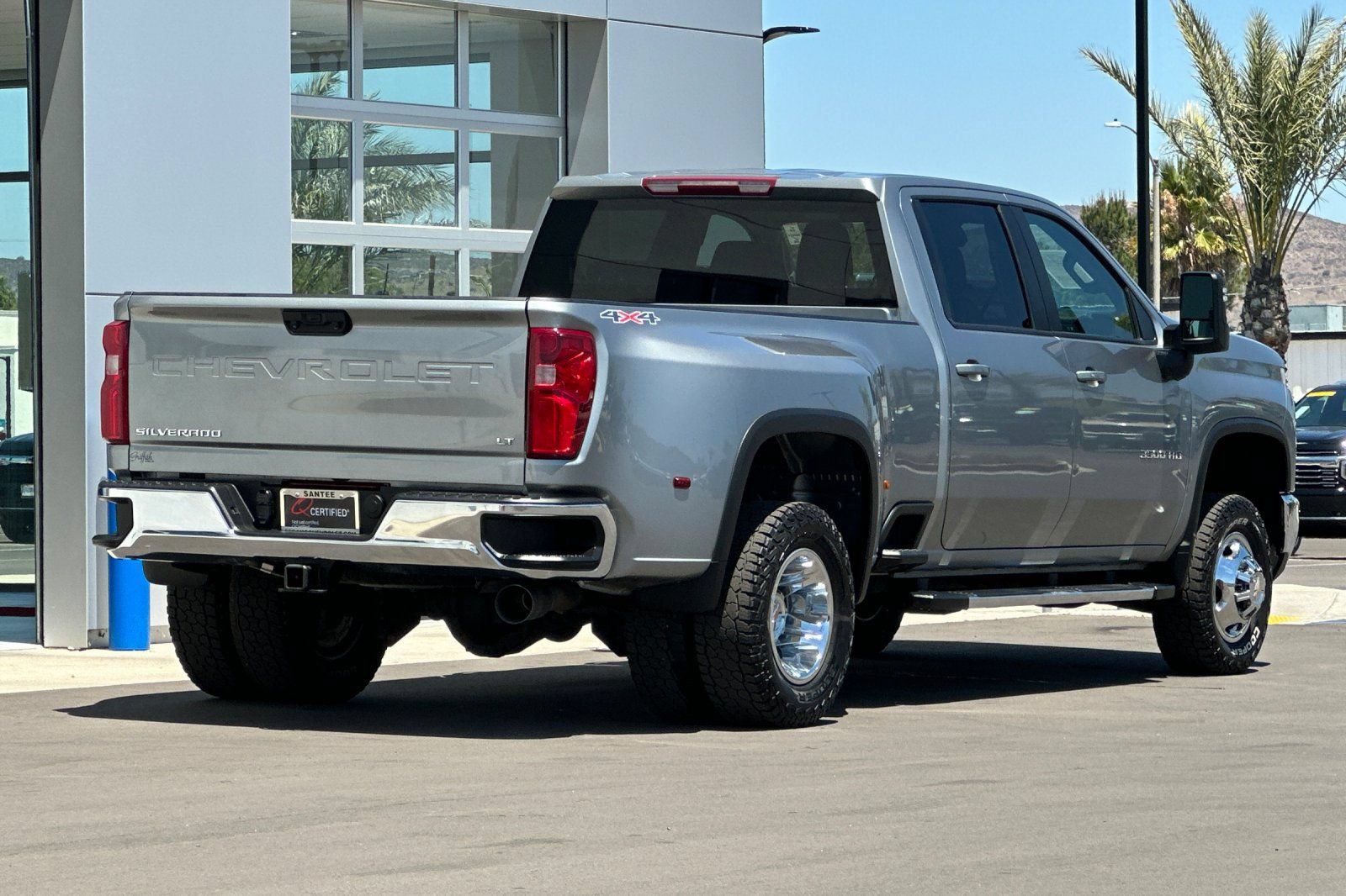 Used 2024 Chevrolet Silverado 3500 LT AWD/4WD image 4