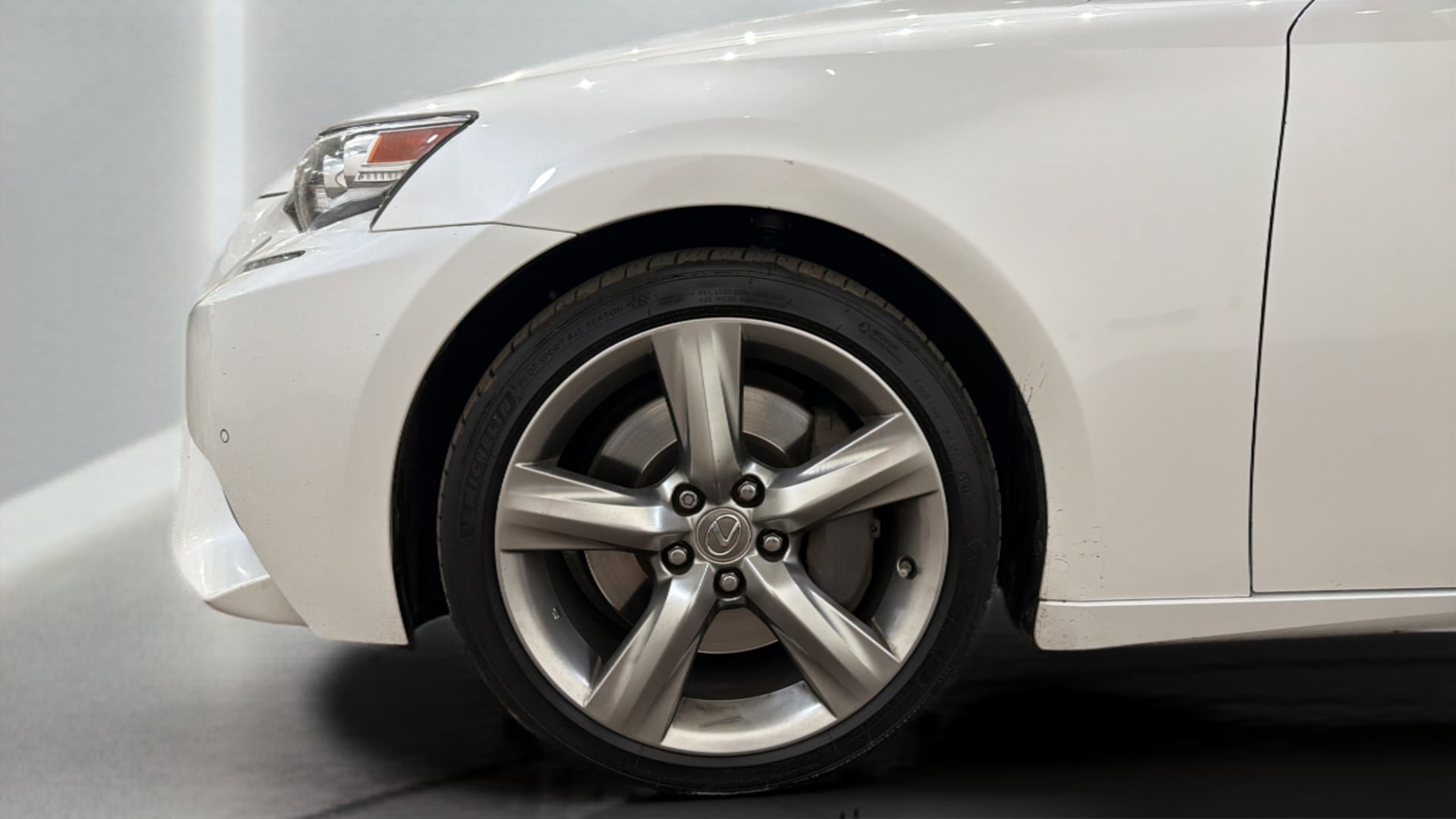 Used 2014 Lexus IS 350 w/ Luxury Package w/Brown Wood RWD image 17