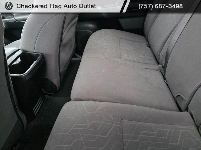 Used 2016 Toyota Tacoma TRD Sport image 37