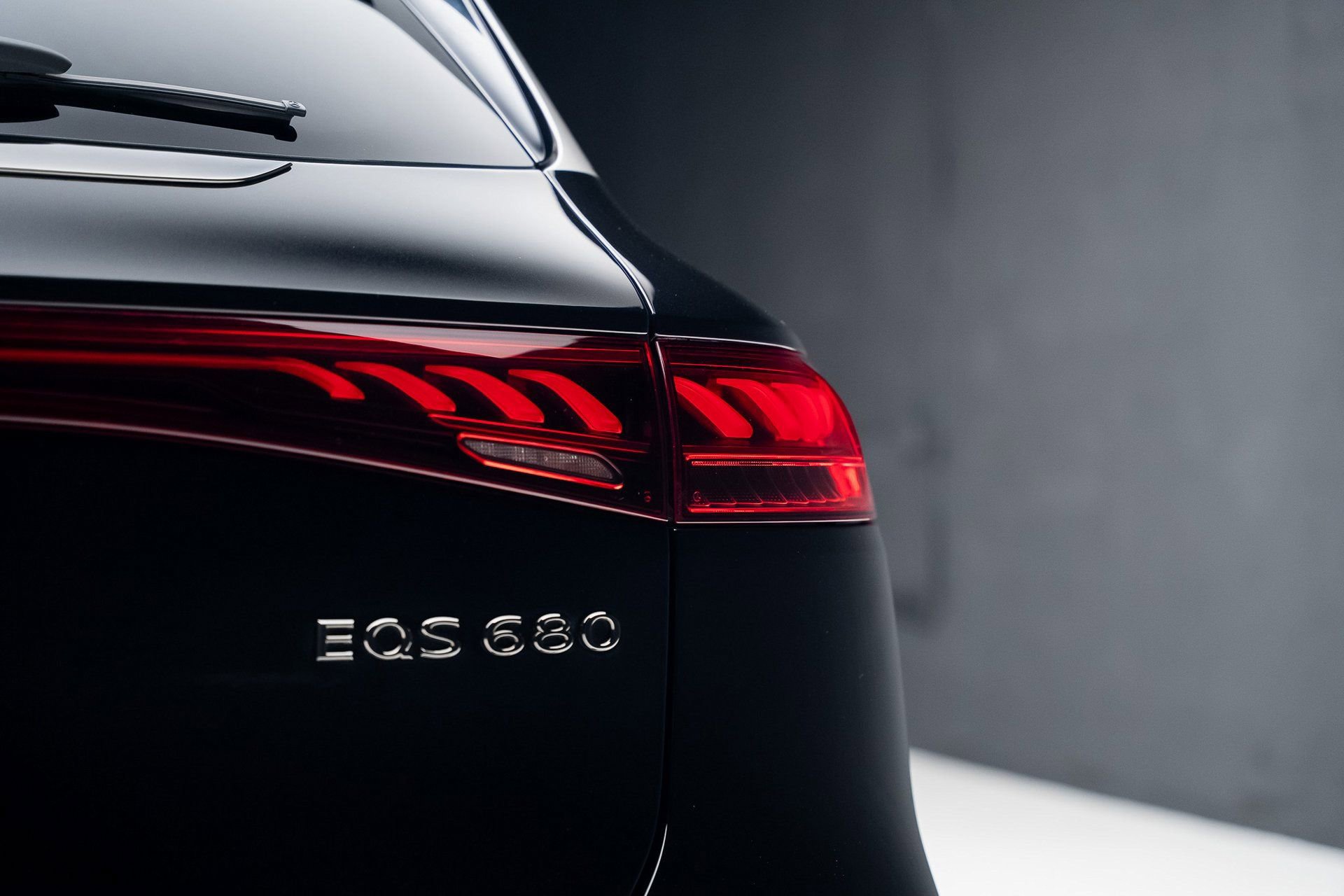 Used 2024 Mercedes-Benz Maybach EQS 680 4MATIC image 30